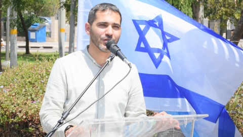 עמדת היציאה למבחני הרישוי עש מייסד בית הספר הראשון לנהיגה (7).jpeg