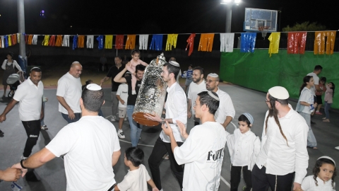 שמחת תורה (5).jpeg
