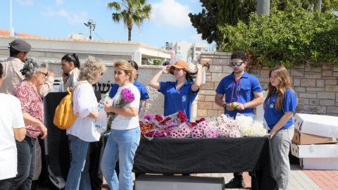 טקס יום הזכרון בבית העלמין (4).jpeg